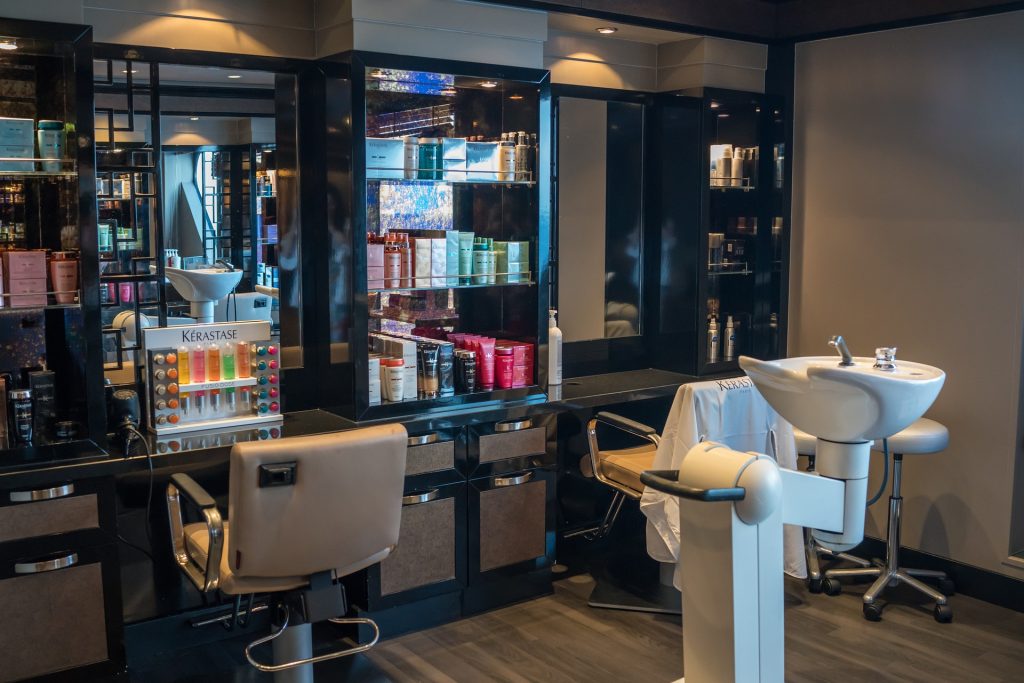 Salon Cleaning Solution with Duplex commercial steam vacuum cleaner Banner