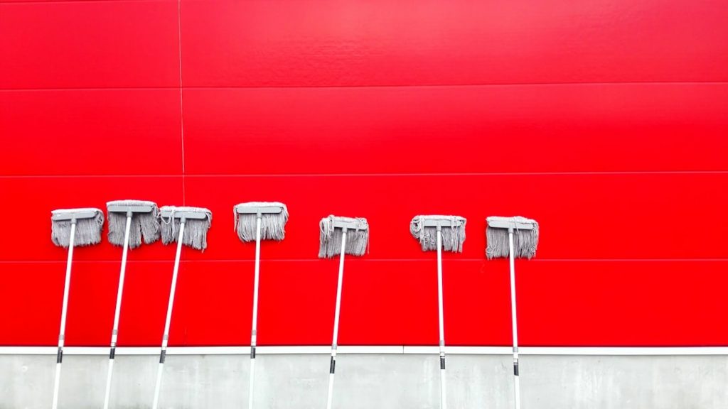 Photo cleaning equipment