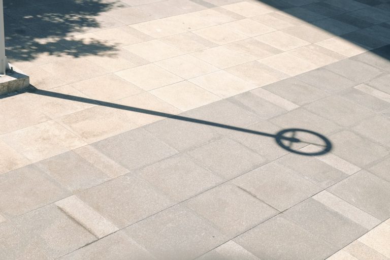 Photo Floor scrubber